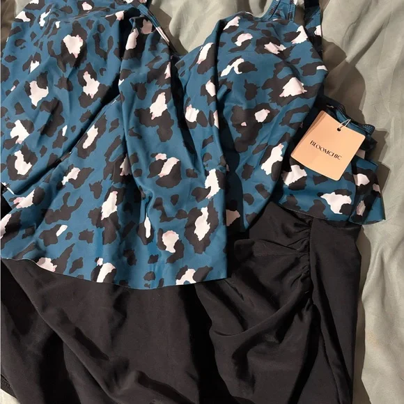 Bloomchic- Teal and Black Ruffled Swimsuit - Picture 4 of 4